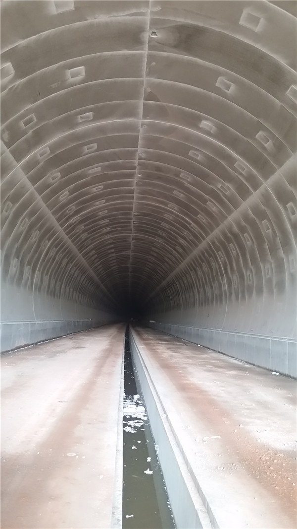 PTN材料應用于成貴高鐵隧道襯砌伸縮縫